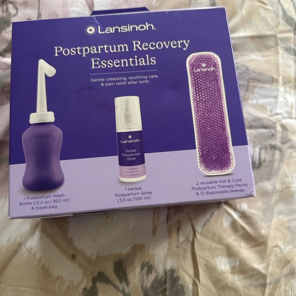 Lansinoh Postpartum Essentials Recovery Bundle, Postpartum Care Kit Exp. 11/26